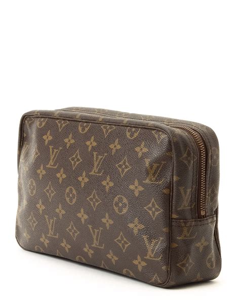 louis vuitton zipped pouch|louis vuitton pouch men's.